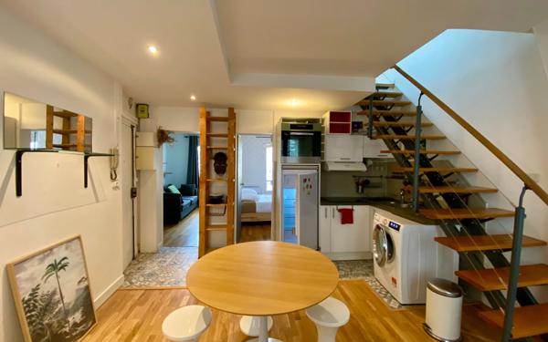 Appartement à louer    4 pièces •  Paris 17