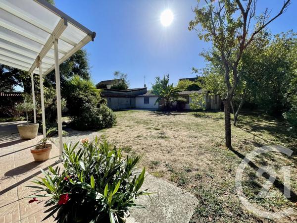 Maison à vendre  6 pièces - 128,60 m 2   VILLEPARISIS  - 77