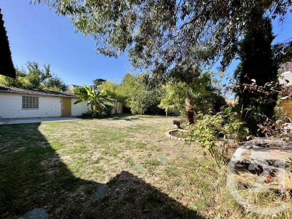 Maison à vendre  6 pièces - 128,60 m 2   VILLEPARISIS  - 77