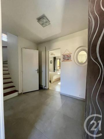 Maison à vendre  6 pièces - 128,60 m 2   VILLEPARISIS  - 77