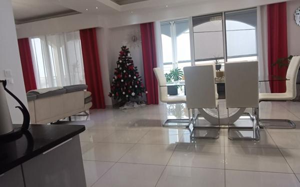 Maison à louer    4 pièces •  Saint-Leu