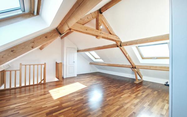 Maison à vendre    6 pièces • 102,91 m2 Colombes