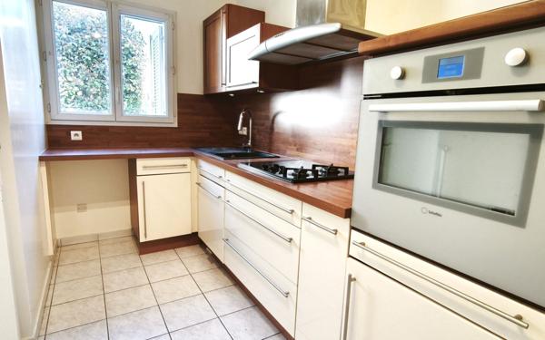 Maison à vendre    6 pièces • 102,91 m2 Colombes