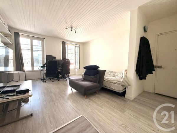 Appartement Studio à vendre  1 pièce - 28 m 2   PARIS  - 75018