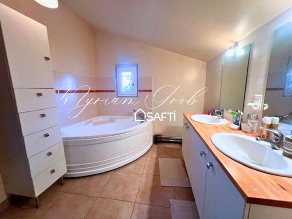 Maison de ville à Montauban avec le charme des années 50 - Secteur Beausoleil - 180 m2