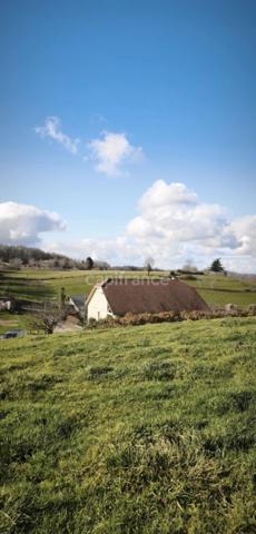 Maison familiale 157 m² – Vue montagnes – Terrain 5 600 m² avec piscine et terrain de pétanque