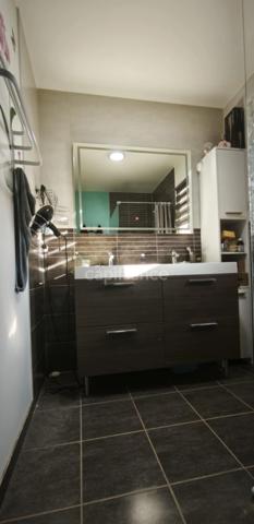 Maison familiale 157 m² – Vue montagnes – Terrain 5 600 m² avec piscine et terrain de pétanque