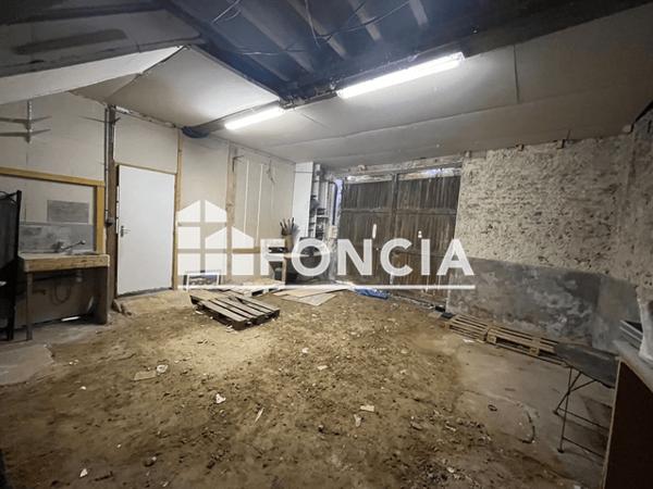 Location Parking 40 m² - 5 PLACE DE L'EGLISE Bercheres Sur Vesgre 28260