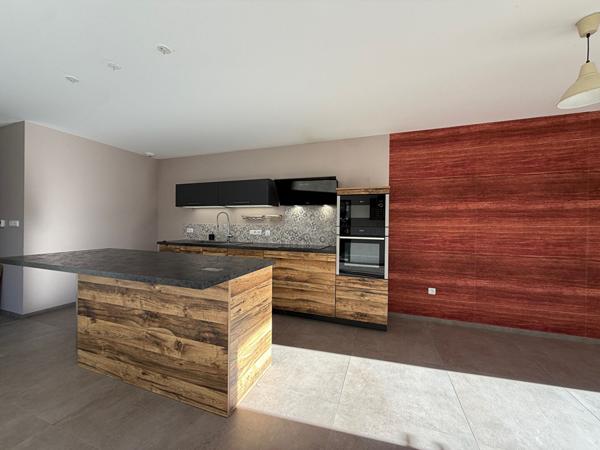 Appartement - 3 pièces - 86 m²