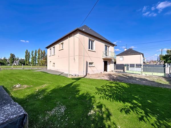 Sur la commune dynamique de Mordelles, à proximité des commerces et arrêts de bus.