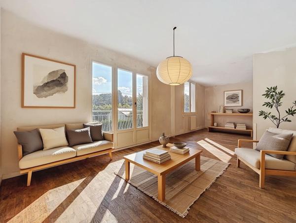 Sur la commune dynamique de Mordelles, à proximité des commerces et arrêts de bus.