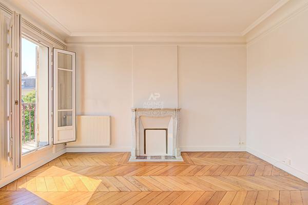 Appartement Saint Germain En Laye 3 pièces 66.44 m2 549 000 € **  - Référence  18330