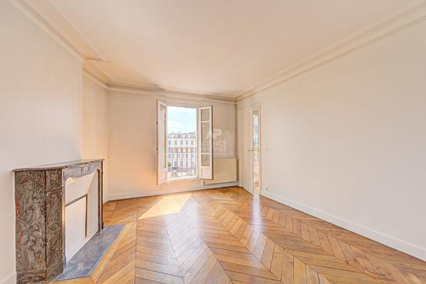 Appartement Saint Germain En Laye 3 pièces 66.44 m2 549 000 € **  - Référence  18330