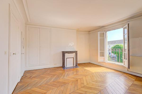 Appartement Saint Germain En Laye 3 pièces 66.44 m2 549 000 € **  - Référence  18330