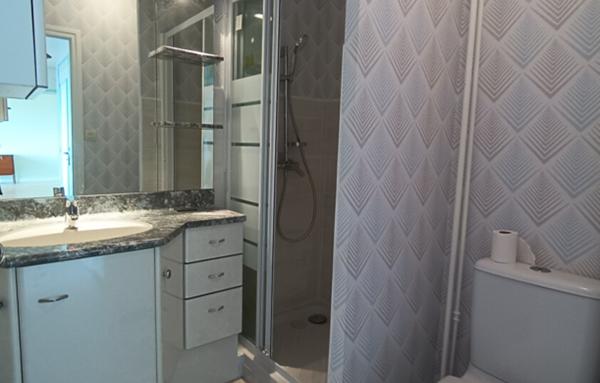 Appartement T2 42m2 avec balcon garage et cave