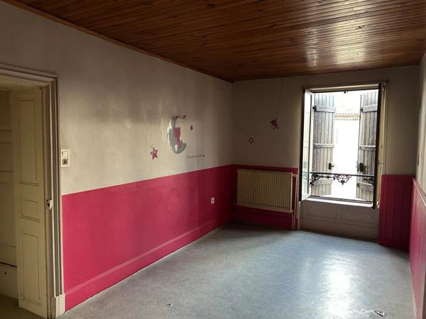 Vente Immeuble 7 pièces à Plauzat