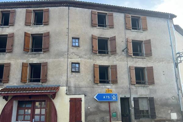 Vente Immeuble 7 pièces à Plauzat