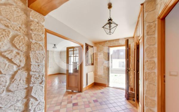 Maison à vendre    13 pièces • 337 m2 Chamant