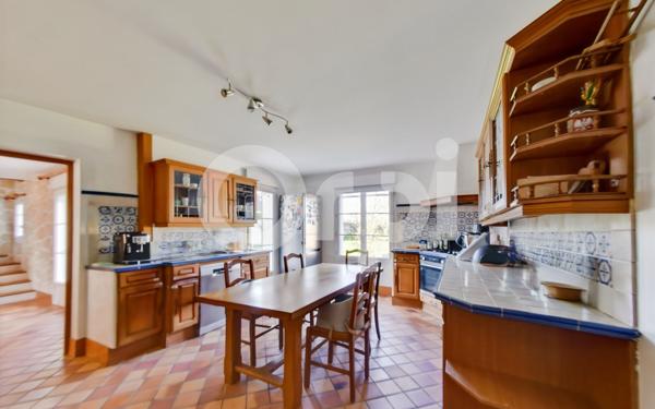 Maison à vendre    13 pièces • 337 m2 Chamant