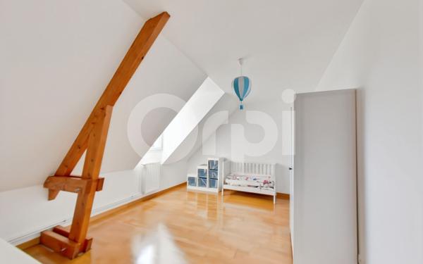 Maison à vendre    13 pièces • 337 m2 Chamant