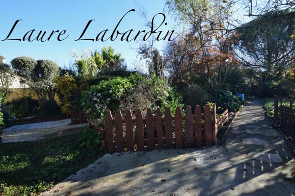 Domaine à vendre comprenant, une maison, des chambres d'hôtes et 2 appartements sur plus d'un hectare à SAINTE BAZEILLE (47)