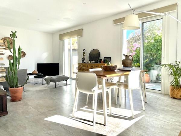 La Ciotat (13600) Charmante maison individuelle T4/T5 vue mer