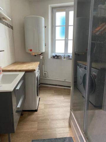 Très Beau 4P Rénové Avec Superbe Vue sur l'Eglise Notre-Dame