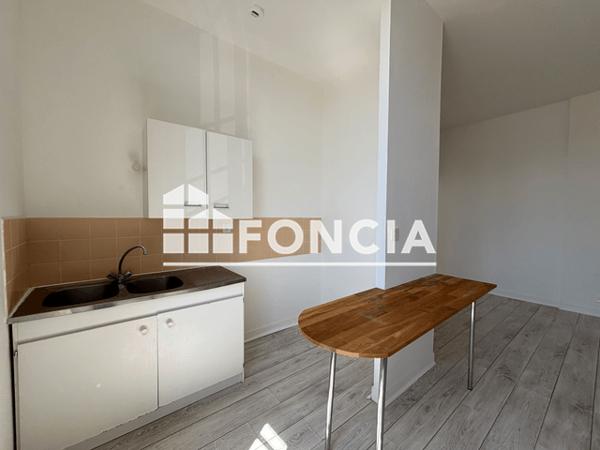 Location Appartement 2 pièces 54.89 m² - 13 RUE GAMBETTA Chateau-renault 37110