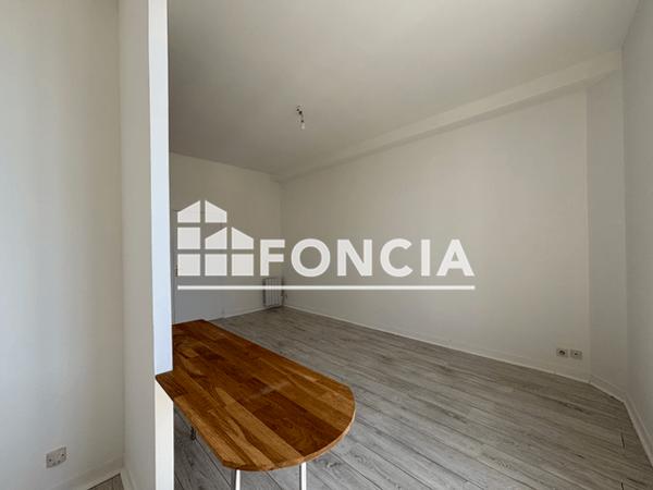 Location Appartement 2 pièces 54.89 m² - 13 RUE GAMBETTA Chateau-renault 37110