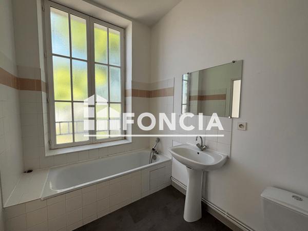 Location Appartement 2 pièces 54.89 m² - 13 RUE GAMBETTA Chateau-renault 37110