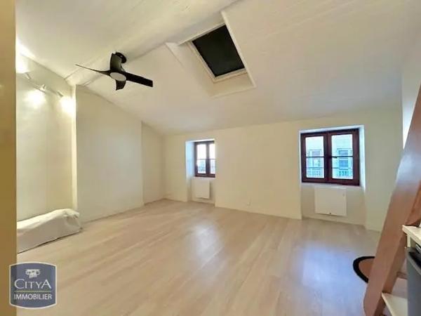 Appartement à louer 1 pièce 24.37m² Lyon 2e Arrondissement (69002)