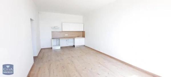 Appartement à louer 3 pièces 61.19m² Pamiers (09100)
