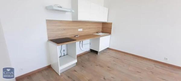 Appartement à louer 3 pièces 61.19m² Pamiers (09100)