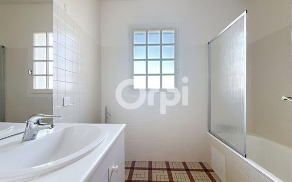 Maison à louer    4 pièces •  Brive-la-Gaillarde