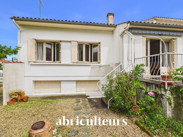 Maison de 77 m² avec garage et jardin Saintes
