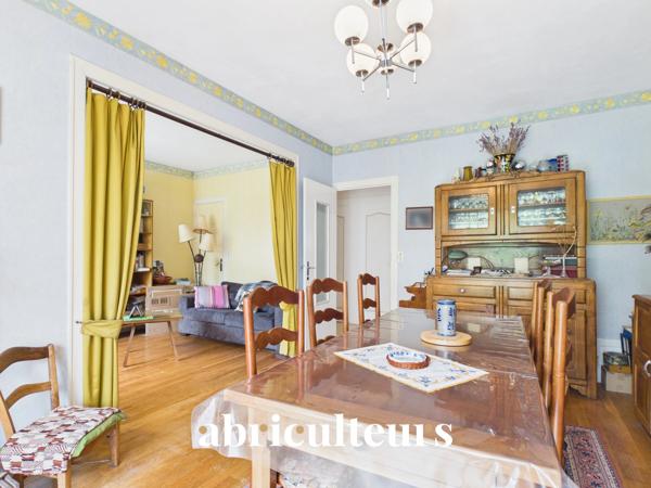 Maison de 77 m² avec garage et jardin Saintes