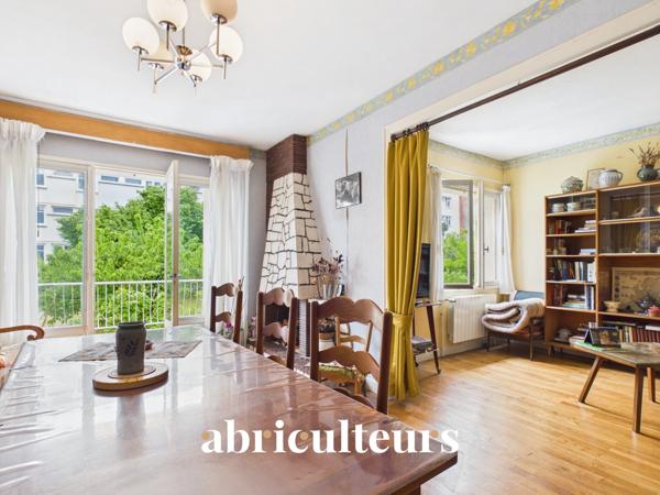 Maison de 77 m² avec garage et jardin Saintes