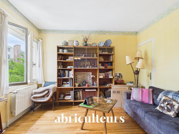 Maison de 77 m² avec garage et jardin Saintes