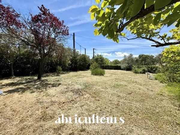 Terrain constructible Aix-en-Provence (13100) 554 m² Permis accordé et purgé Projet familial / intergénérationnel