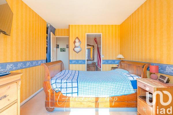 Maison 4 pièces de 90 m² à Genas (69740)