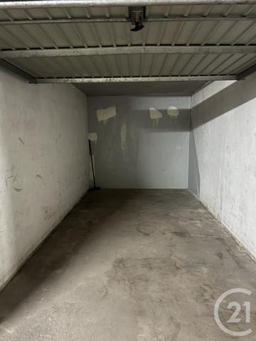 Parking à vendre  12,37 m2 FREJUS - 83