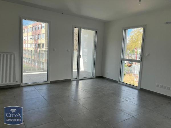 Appartement à louer 5 pièces 97.3m²