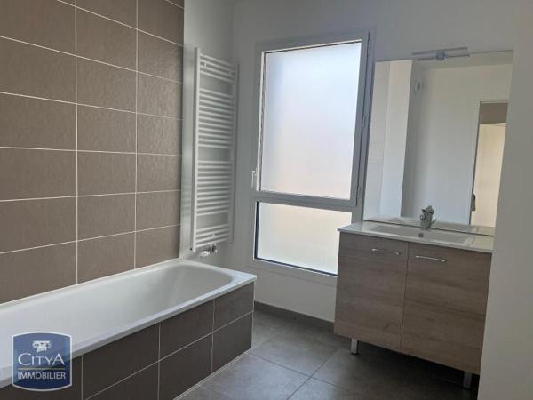 Appartement à louer 5 pièces 97.3m²