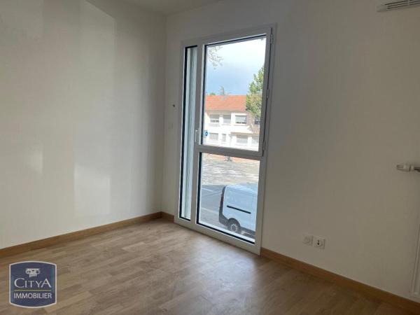 Appartement à louer 5 pièces 97.3m²