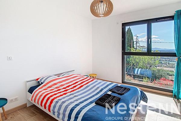 A VENDRE Draguignan Maison contemporaine avec DEPENDANCE, PISCINE, GARAGES