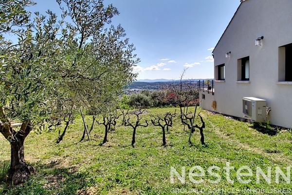 A VENDRE Draguignan Maison contemporaine avec DEPENDANCE, PISCINE, GARAGES