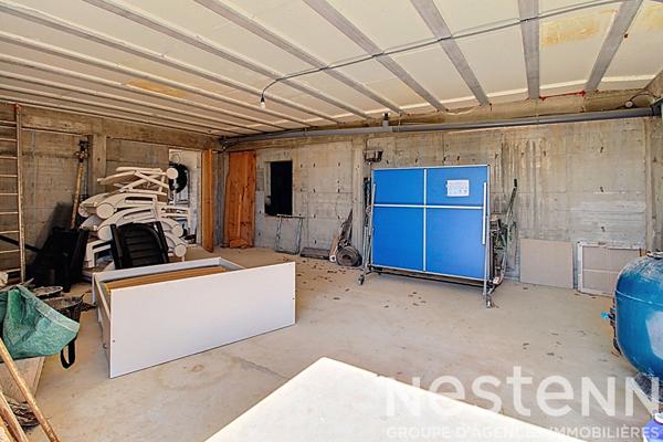 A VENDRE Draguignan Maison contemporaine avec DEPENDANCE, PISCINE, GARAGES