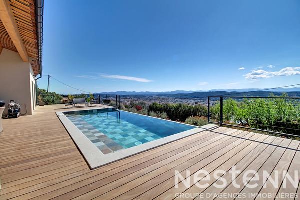A VENDRE Draguignan Maison contemporaine avec DEPENDANCE, PISCINE, GARAGES