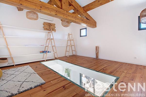 A VENDRE Draguignan Maison contemporaine avec DEPENDANCE, PISCINE, GARAGES