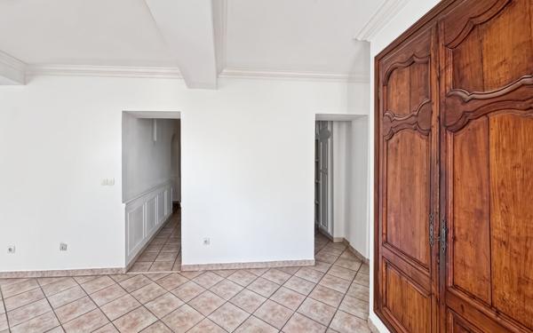 Appartement à vendre    3 pièces • 85 m2 Solliès-Pont